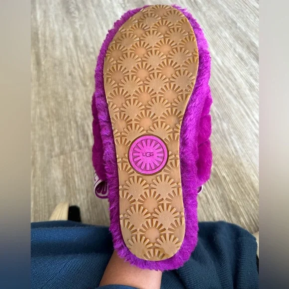 UGG Women's Fluff Yeah Slide In Berrylicious - Picture 10 of 10